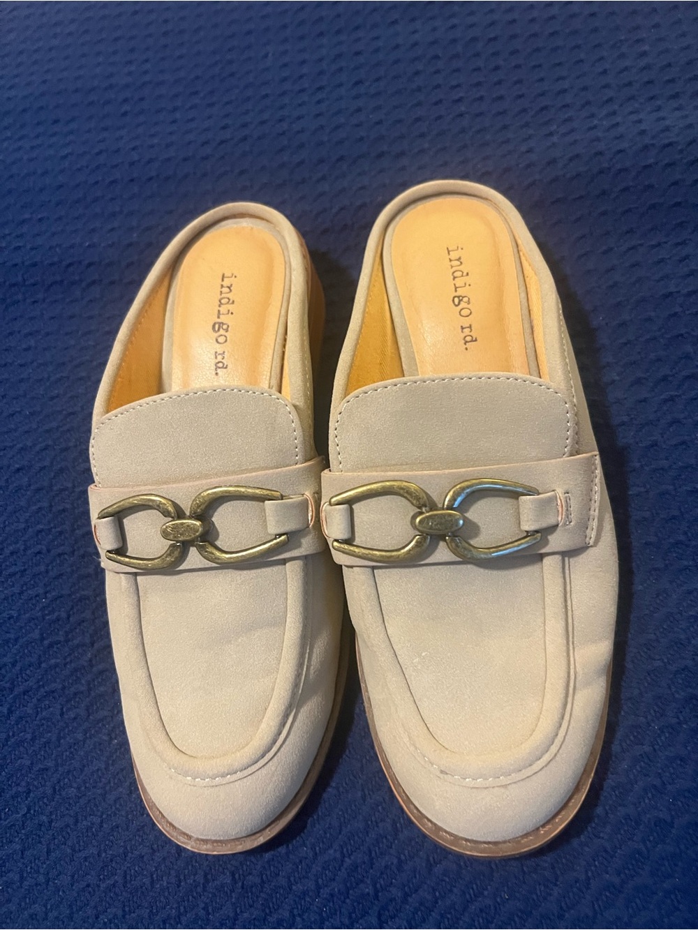 Indigo Cream Slip-On Chain-Accent Mules